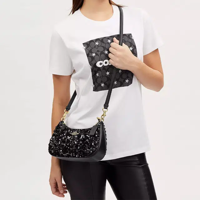 COACH Teri 4 Logo