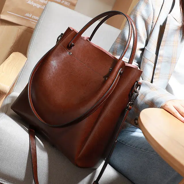 CBANNER Tote