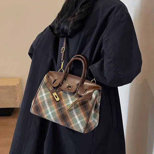 凡思曼 复古大容量通勤 毛呢 凯莉包斜挎包 中号 女款 红格 绿格