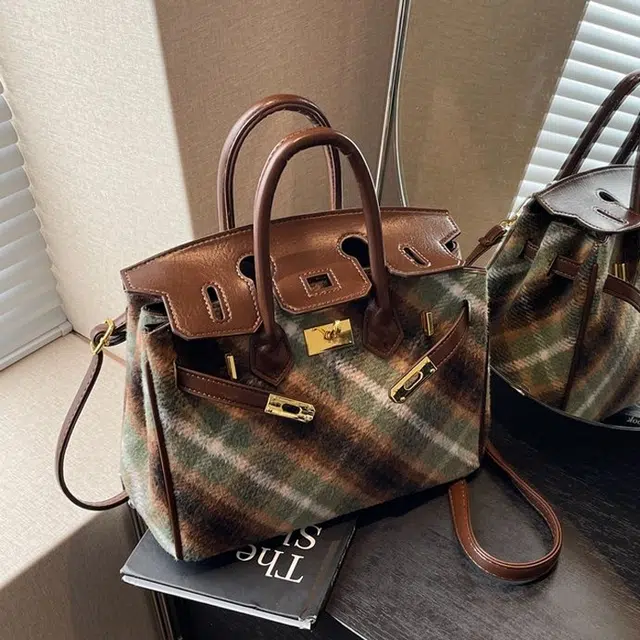 凡思曼 复古大容量通勤 毛呢 凯莉包斜挎包 中号 女款 红格 绿格