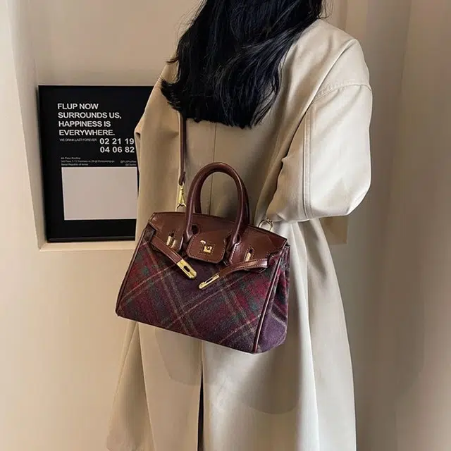 凡思曼 复古大容量通勤 毛呢 凯莉包斜挎包 中号 女款 红格 绿格