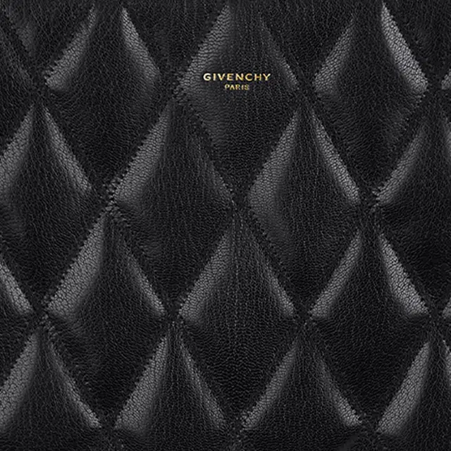 GIVENCHY
