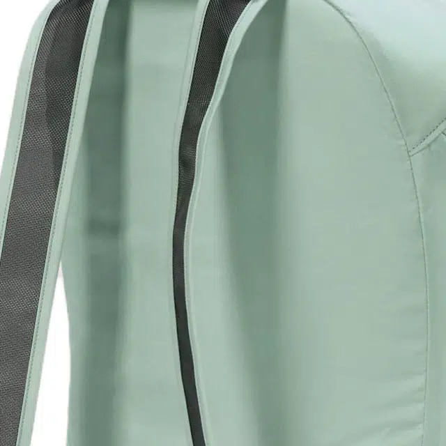 25 Arcteryx Heliad 15L