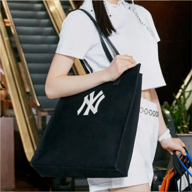 MLB NY Tote