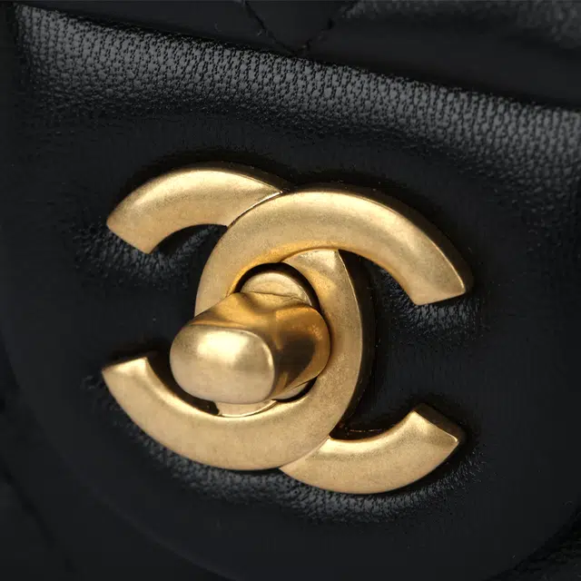 CHANEL 24K CF