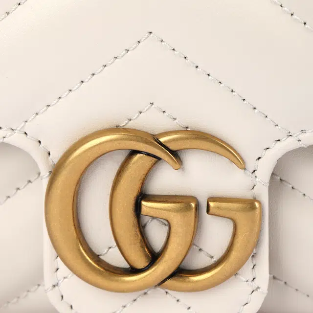 GUCCI GG Marmont Logo
