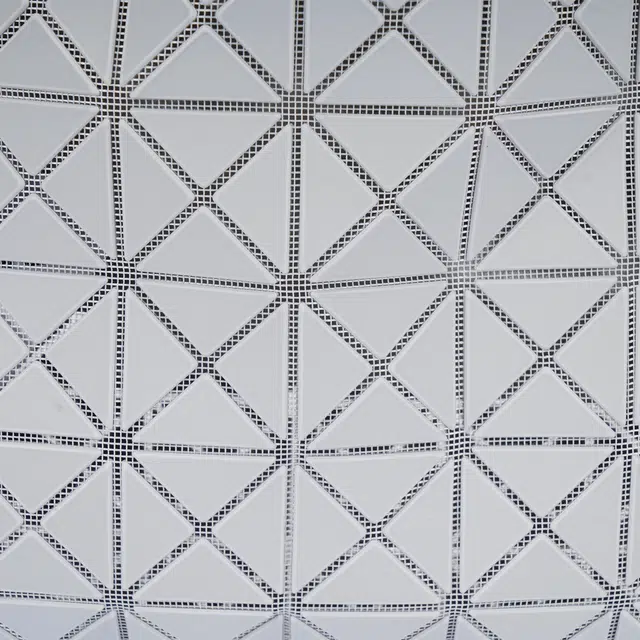 ISSEY MIYAKE Prism PLUS 8 Tote