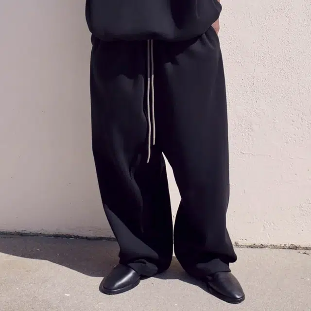Fear of God Essentials SS24 Lounge Pant Black Black