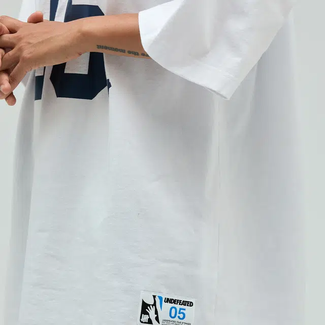 UNDEFEATED SS25 T