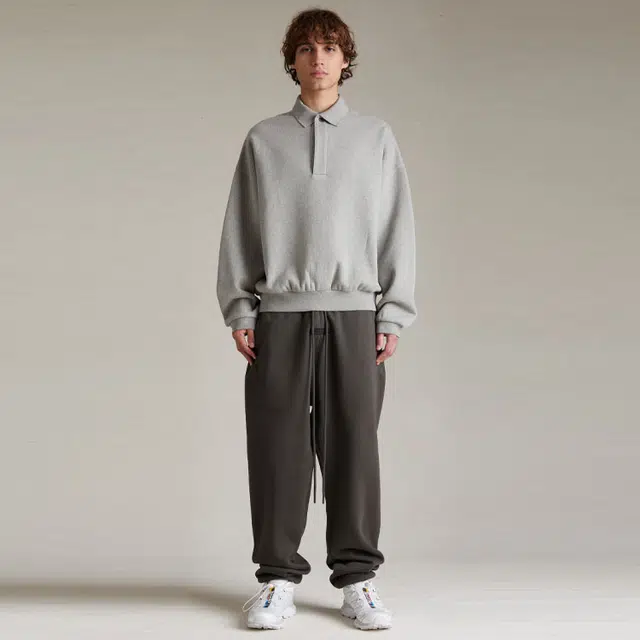 Fear of God Essentials SS24 Longsleeve Polo Polo Dark Heather Oatmeal