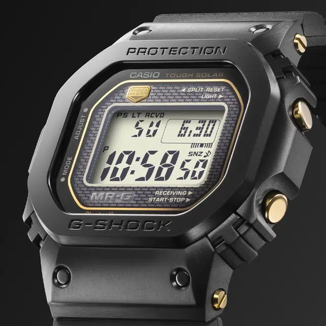 CASIO G-SHOCK 200 MRG-B5000R-1JR