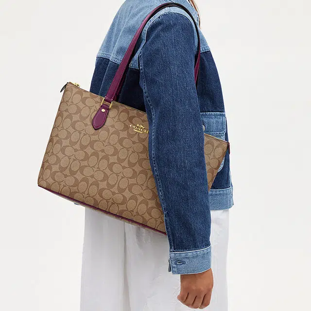 COACH Gallery 37 Tote