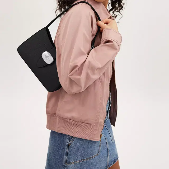 COACH Eliza 25