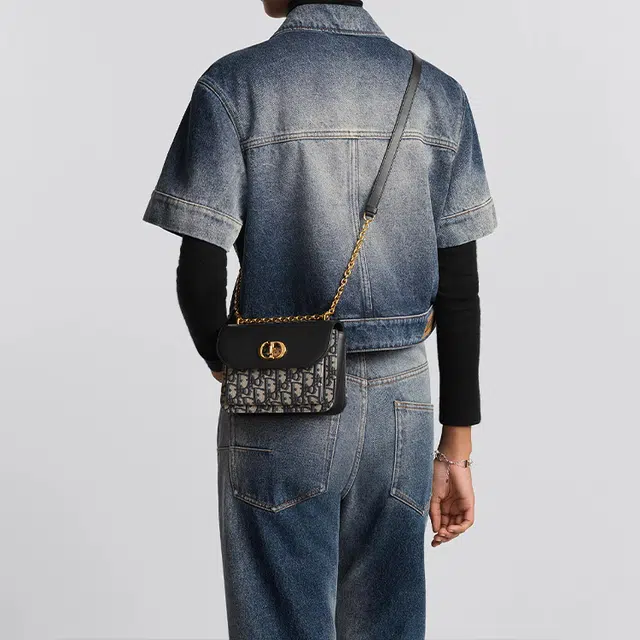DIOR Miss Maddy