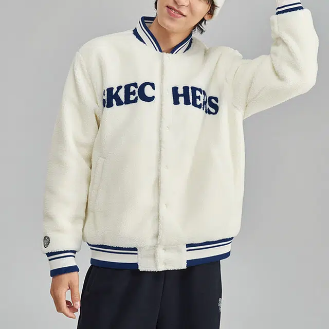 Skechers