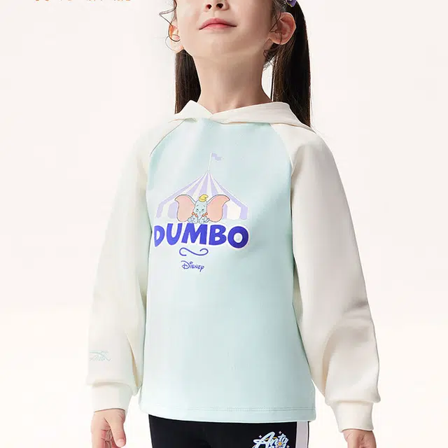 安踏 童装 字母印花拼接连帽套头卫衣 女童 空气蓝