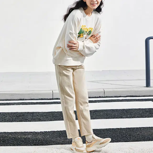 安踏 印花字母圆领套头卫衣 女款 白色