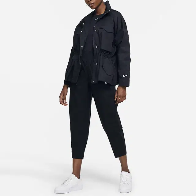 Nike Sportswear Essential Black