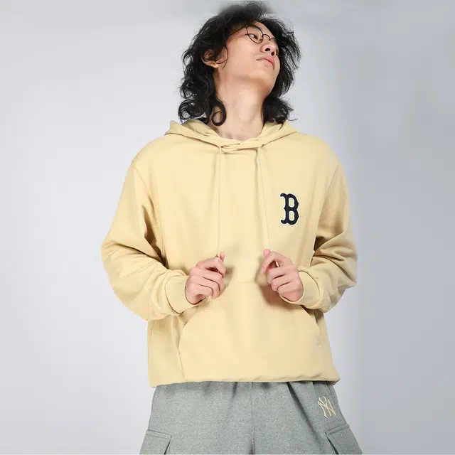 MLB