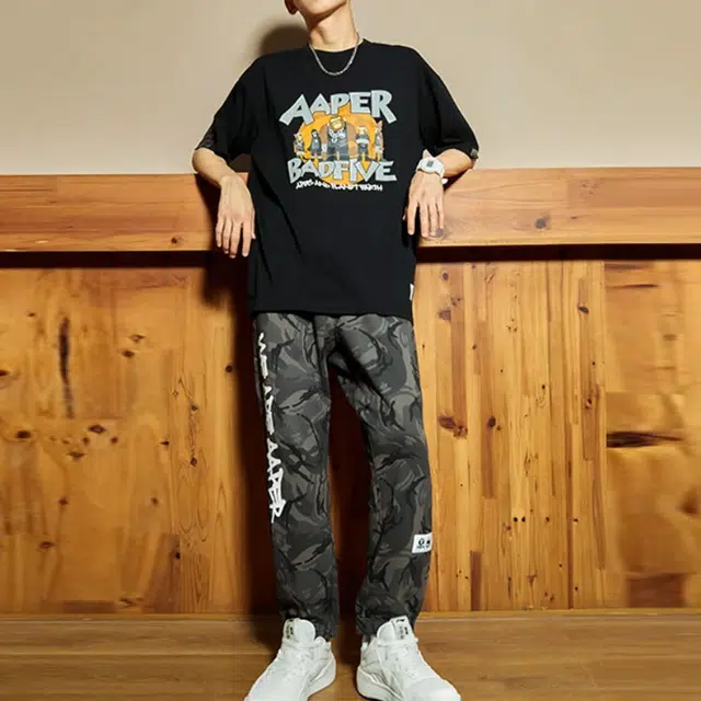 LiNing x Aape BADFIVE