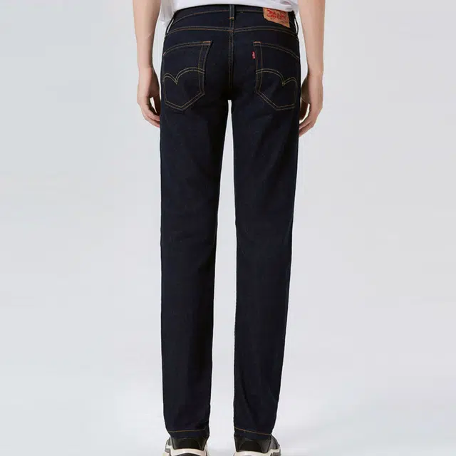 levis