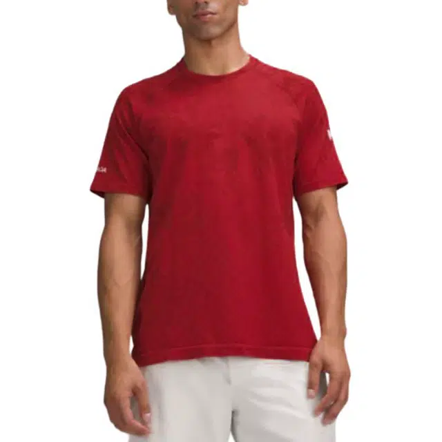 lululemon Metal Vent Tech Team Canada T