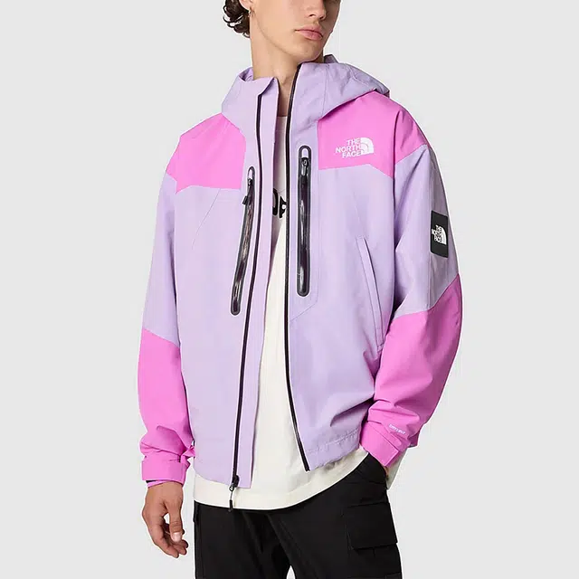 THE NORTH FACE TRANSVERSE 2L DRYVENT JACKET Logo