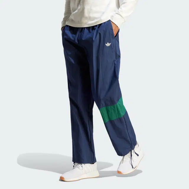 adidas originals Rifta Metro Cargo Pants Logo