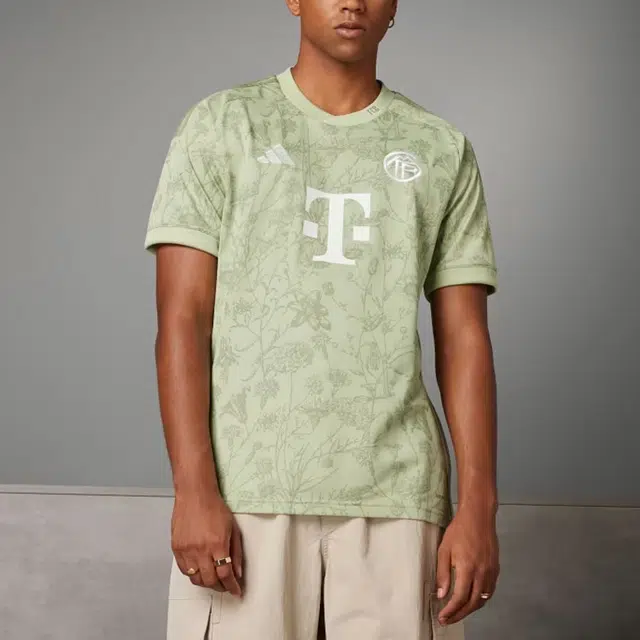 adidas Fc Bayern Wiesn Jersey
