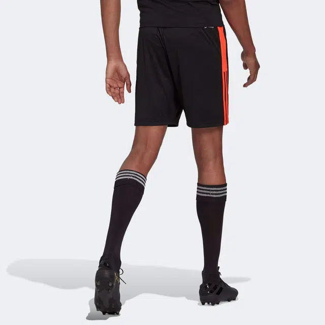 adidas Tiro Essentials Logo