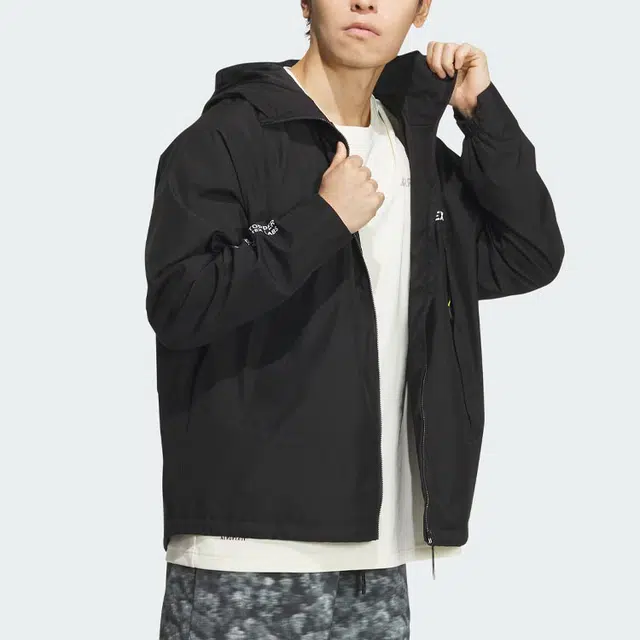 adidas x NATIONAL GEOGRAPHIC Gore-Tex