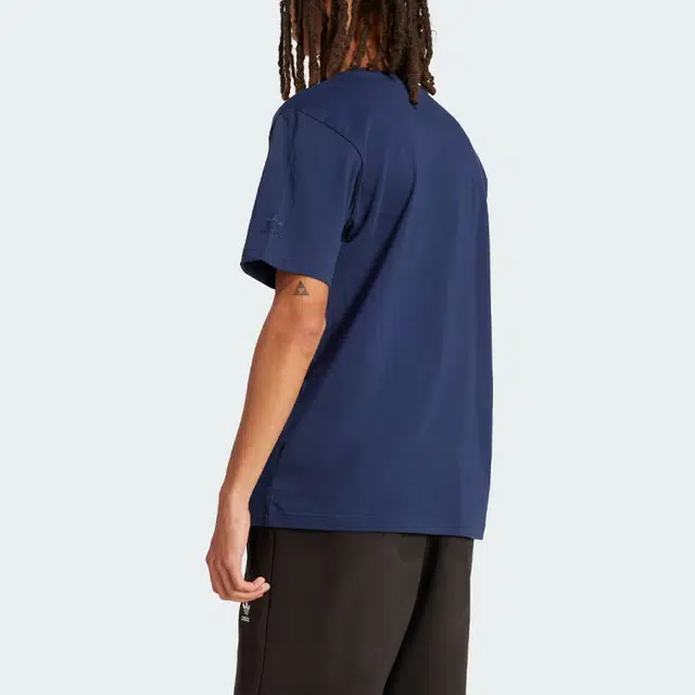 adidas originals Logo T