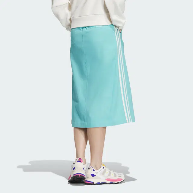 adidas originals SS24 V-Day Skirt
