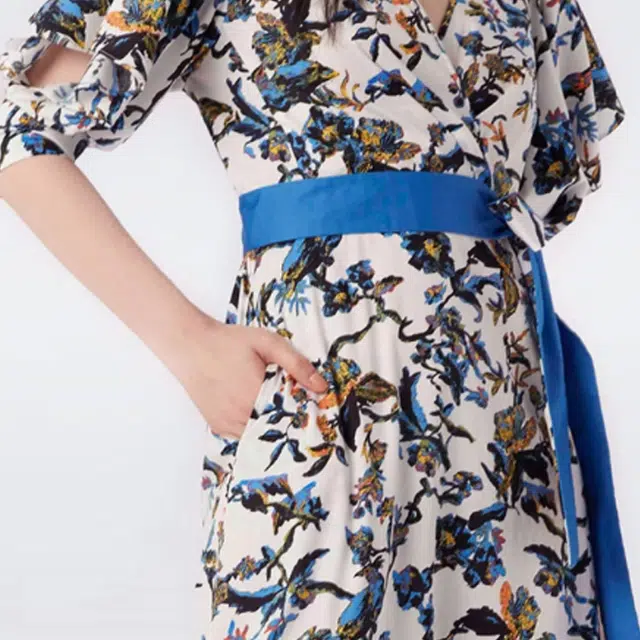 DIANE VON FURSTENBERG V