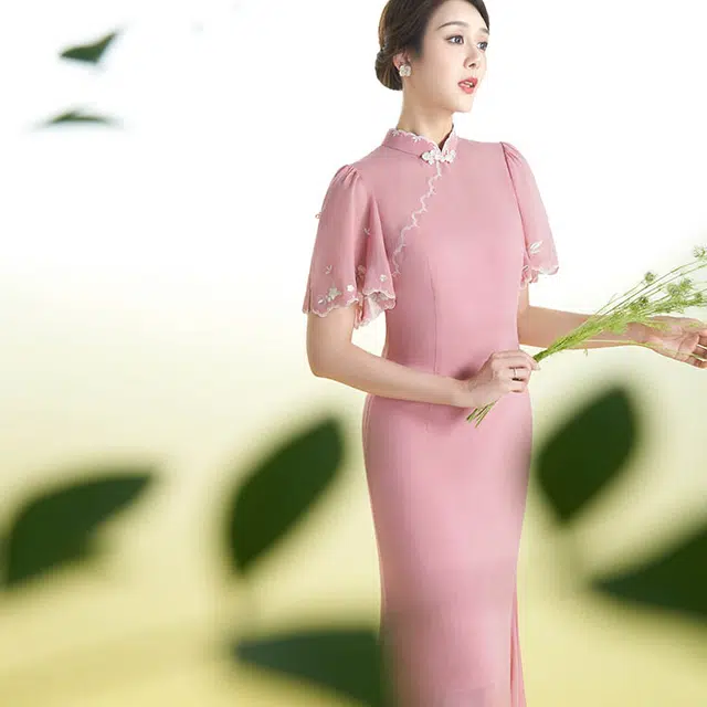 四美子 改良纯色短袖连衣裙 胭脂柔