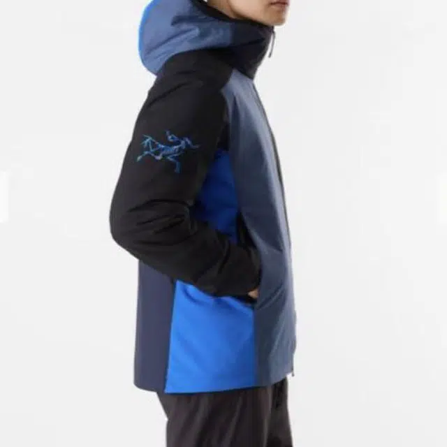 Arcteryx x Beams Atom