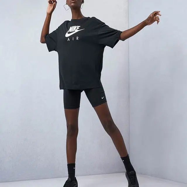 Nike Air LogoT
