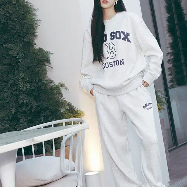 MLB T Varsity