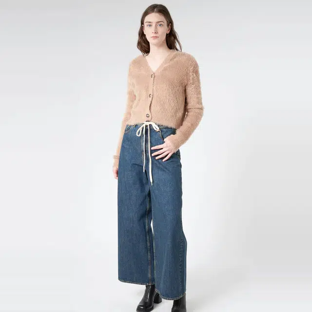 Acne Studios V