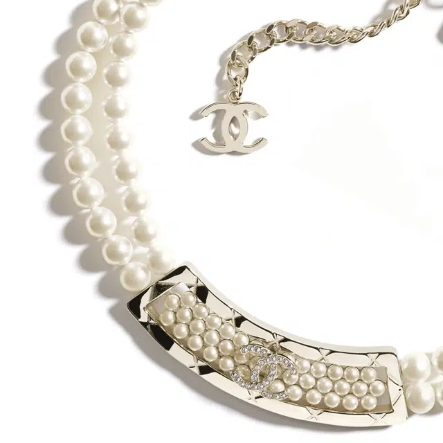 CHANEL 25A
