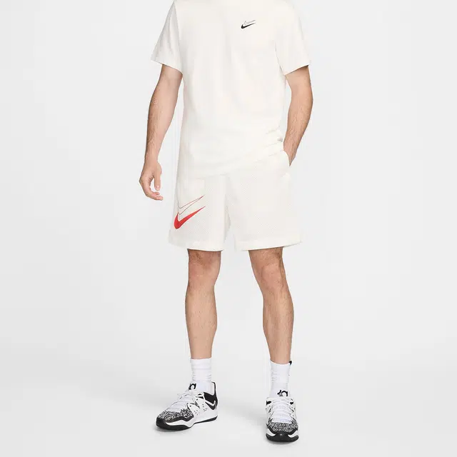Nike SS24 DRI-FITLogo