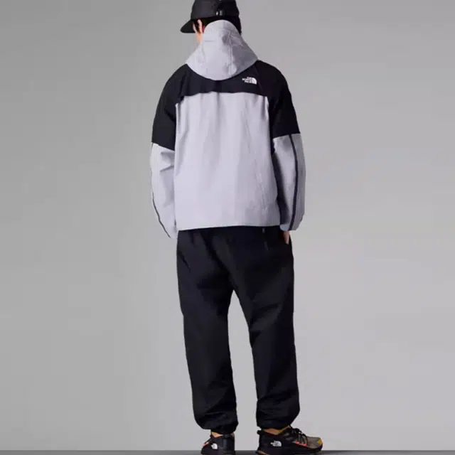 THE NORTH FACE Logo