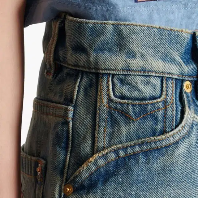 BALMAIN FW23 Logo
