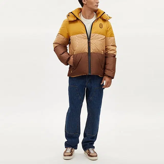 COACH