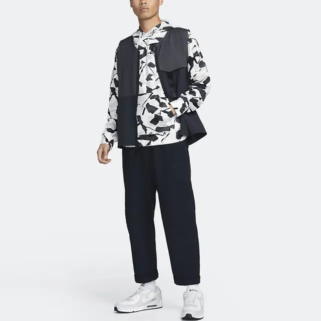 Nike Sportswear Tech Pack