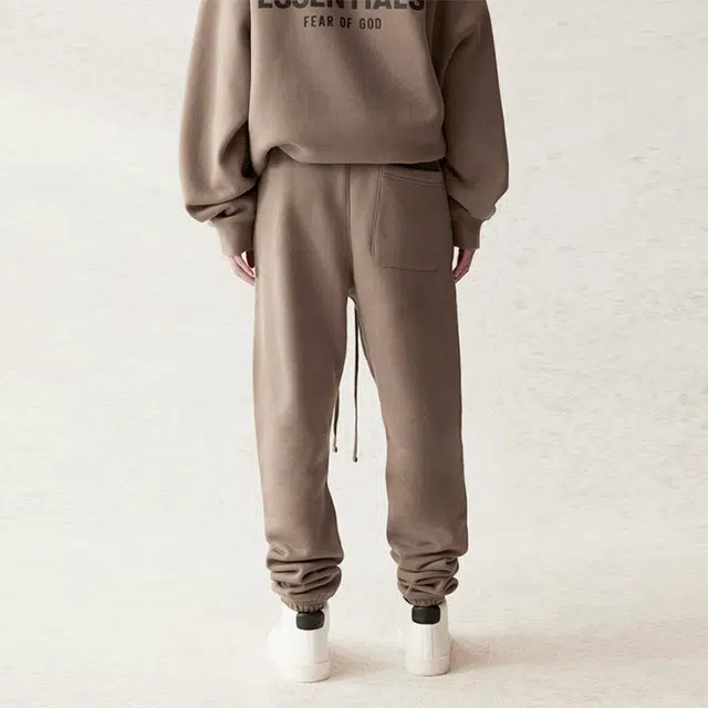 Fear of God Essentials SS21 Sweatpant Taupe