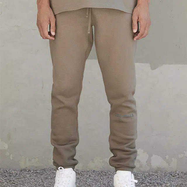 Fear of God Essentials FW21 Sweatpant Harvest Logo