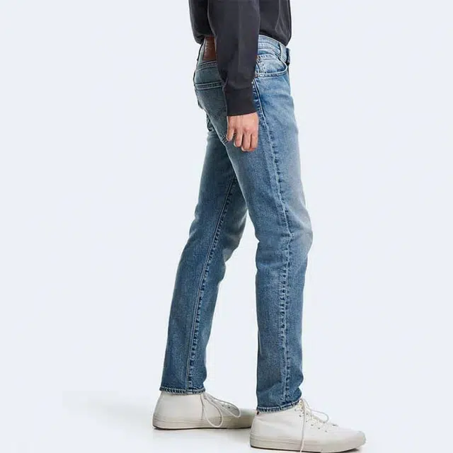 Levis