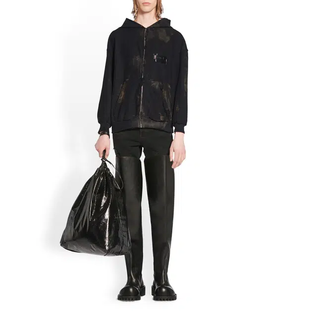 Balenciaga SS23 Logo
