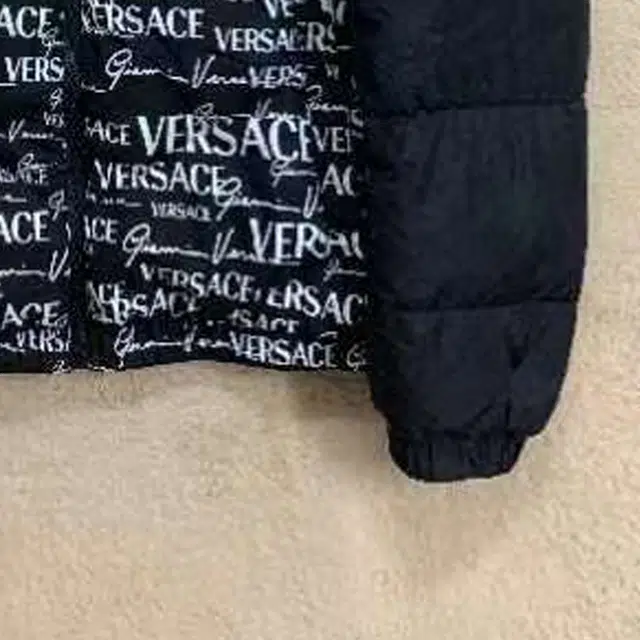 VERSACE